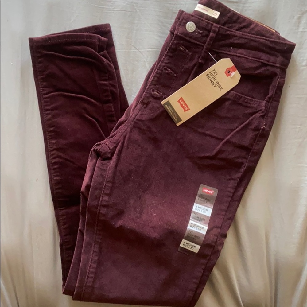 NWT 721 Purple Levi’s High Rise Skinny